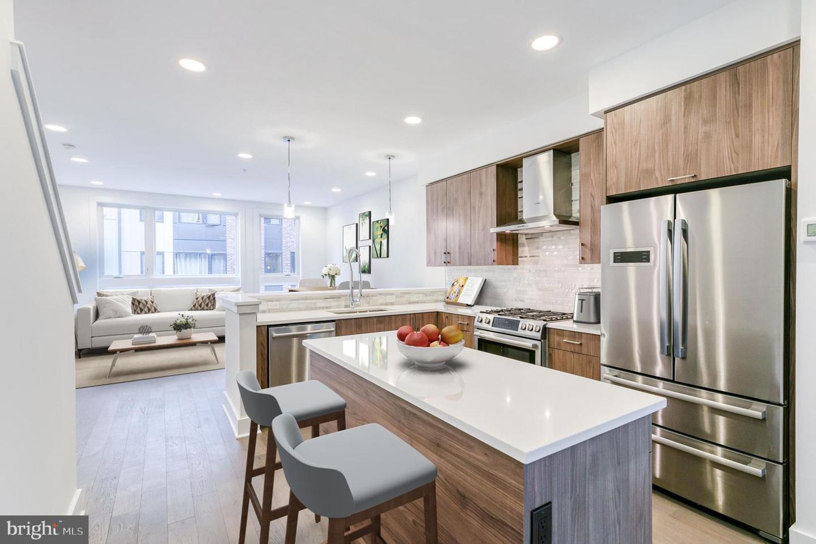 Philadelphia House: 634 North 5th Street