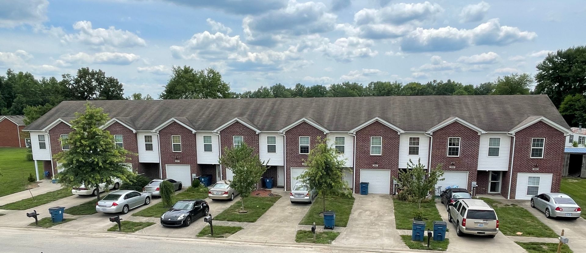 Shepherdsville Townhome: 107 Nancy Drive