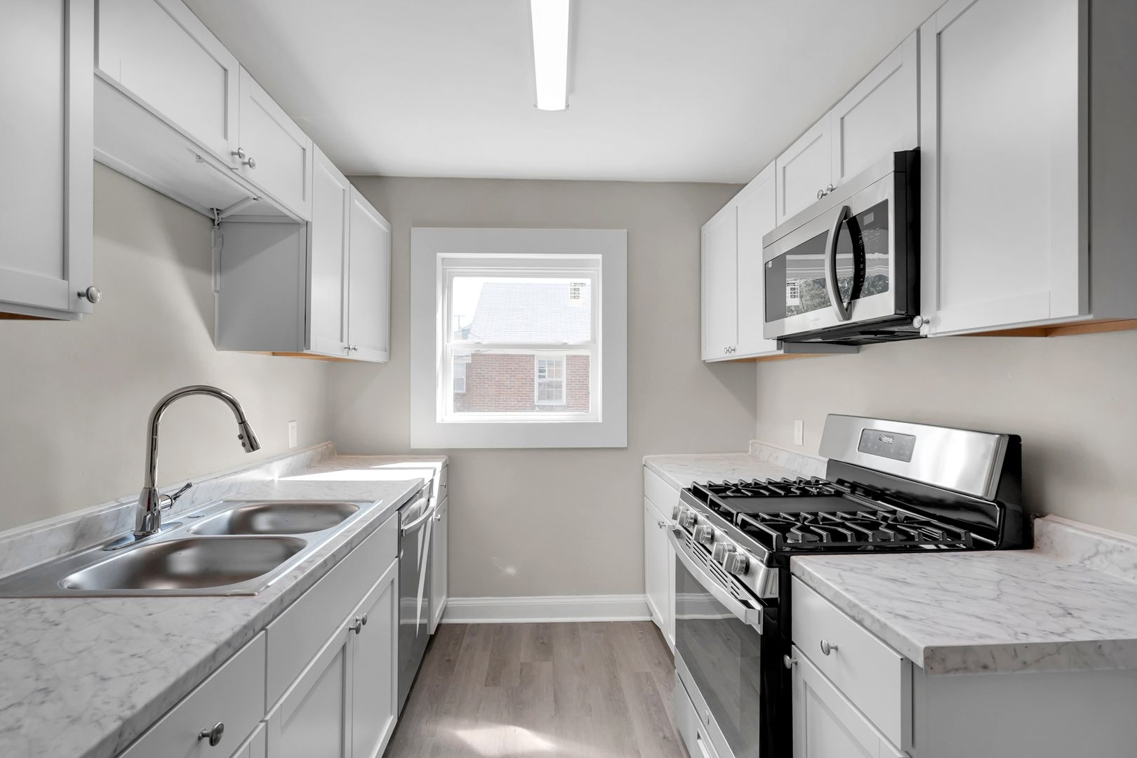 Berkshire Apartments 3 of 12