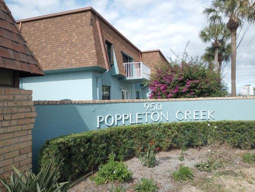 Rental in Stuart – photo 1