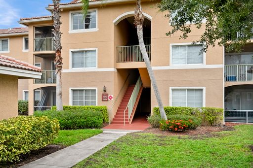 Two bedroom condo with lake views in Portofino at Jensen Beach