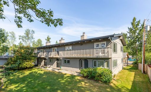 2 bed 1.5 bath Townhouse with Garage – photo 1