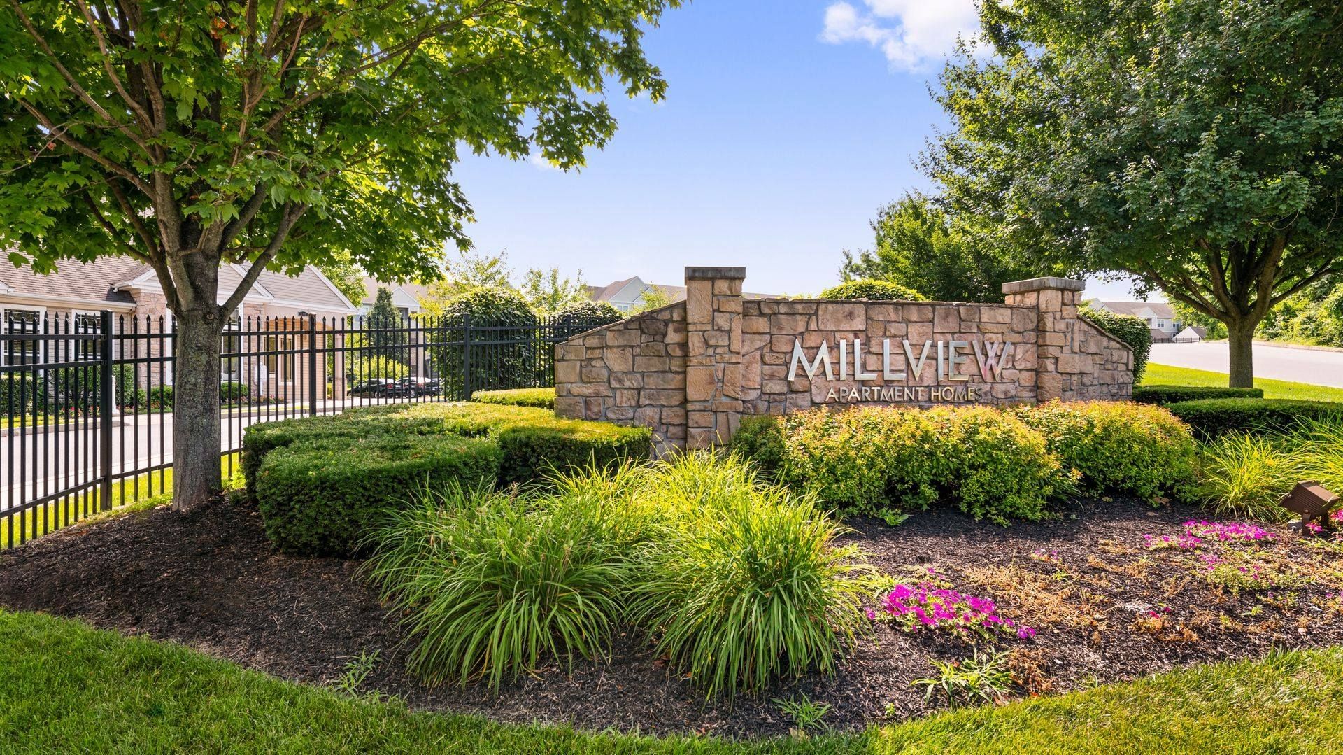 Coatesville Apartment: 100 Cobblestone Drive