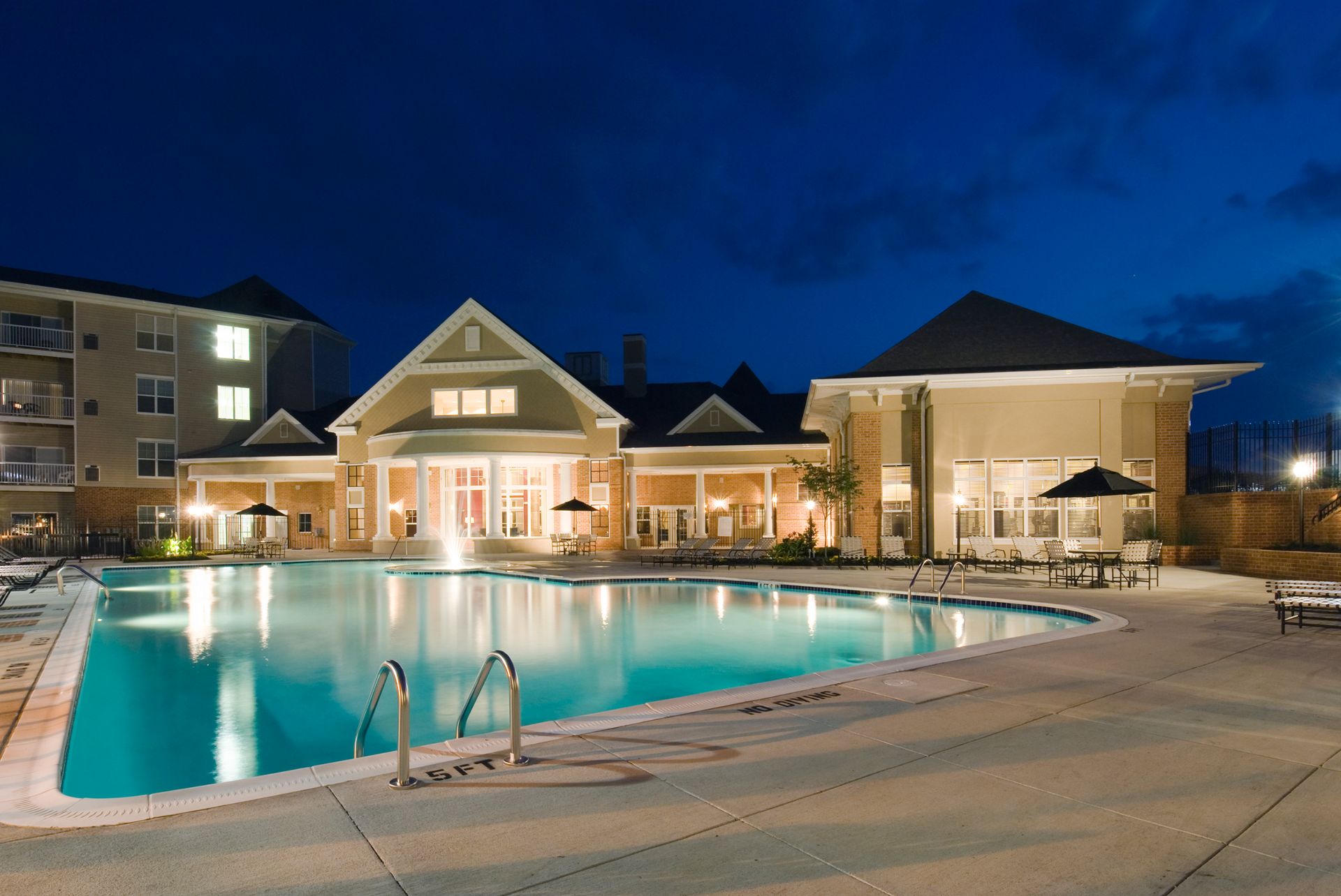 Owings Mills Apartment: 10090 Mill Run Circle