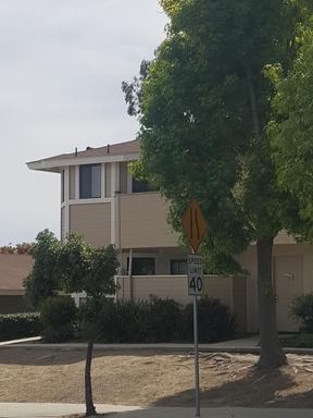 Ventura 2+1 Upper level apartment w/ 1-Car Garage – photo 1