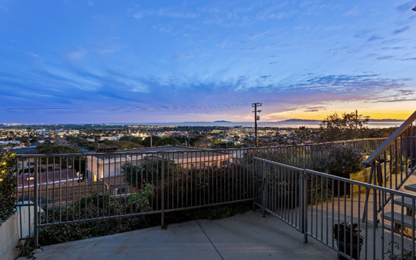 Ventura Apartment: 3333 Hilltop Drive