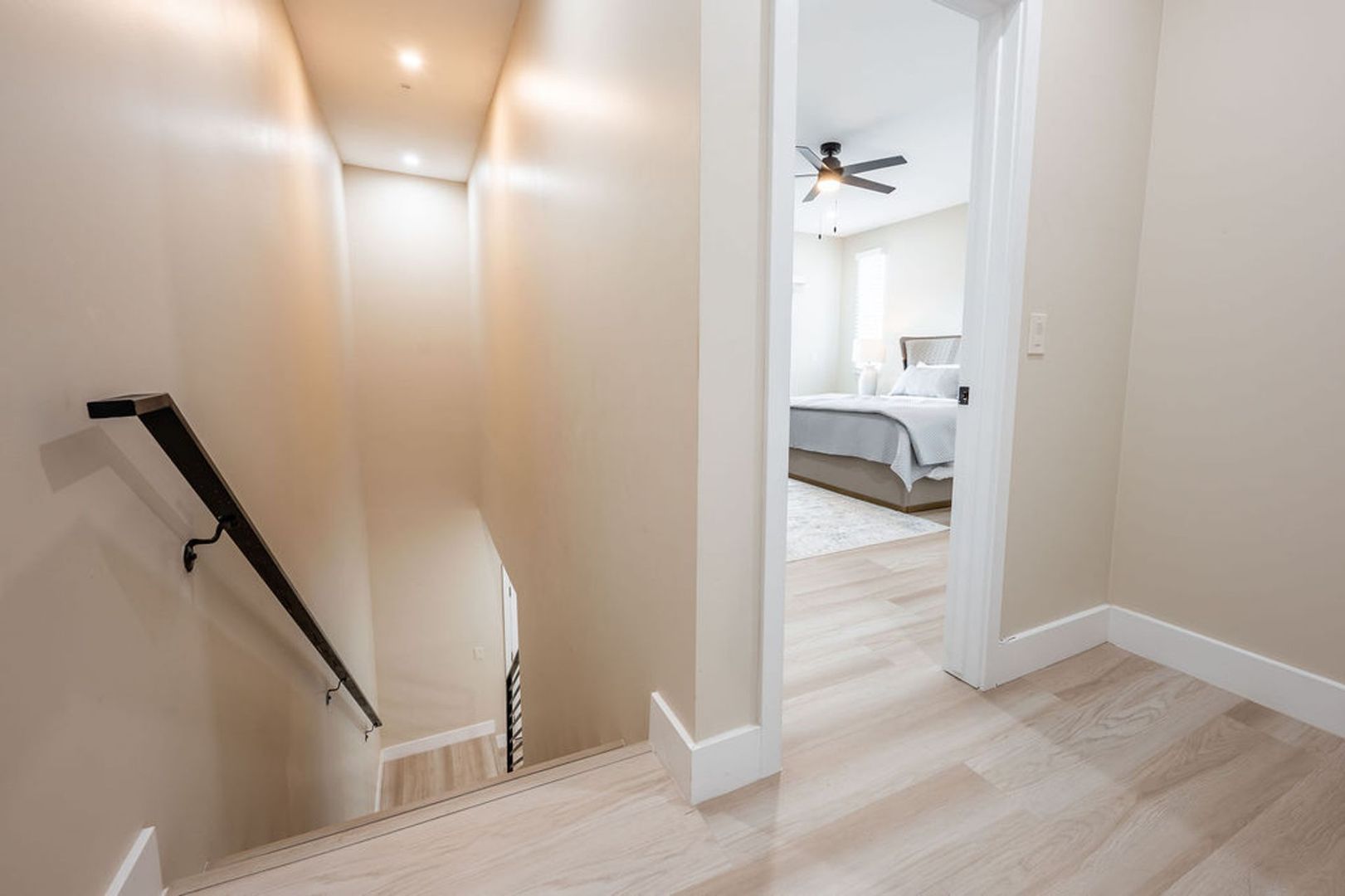 Mesa Townhome: 44 N Sun Valley Blvd