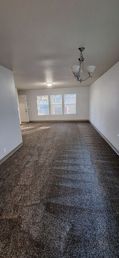 Corvallis Apartment: 3427 SE 3rd St.