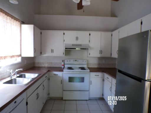 3bed 2 bath Duplex – photo 1