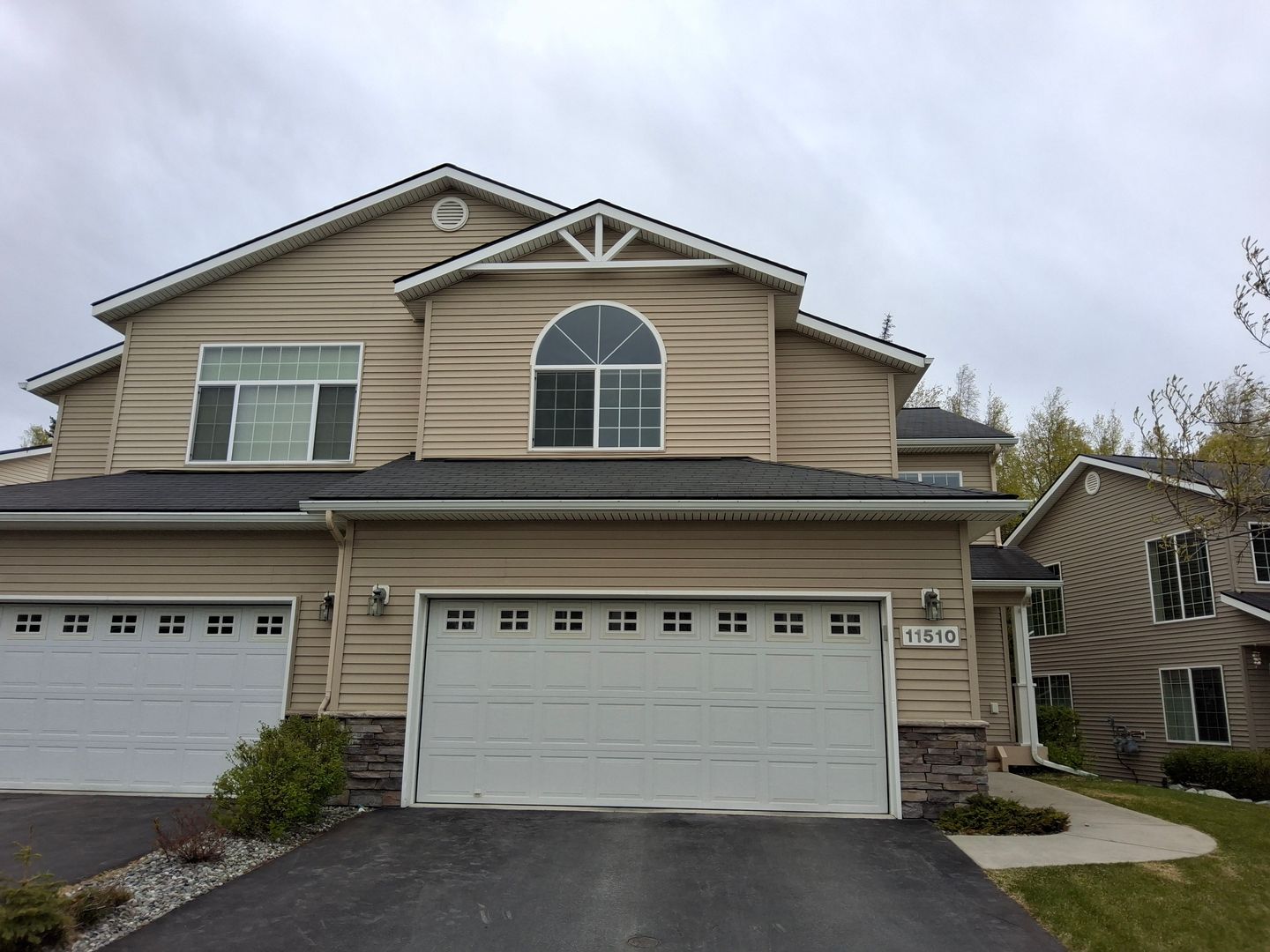 Anchorage House: 11510 Discovery Park #80B