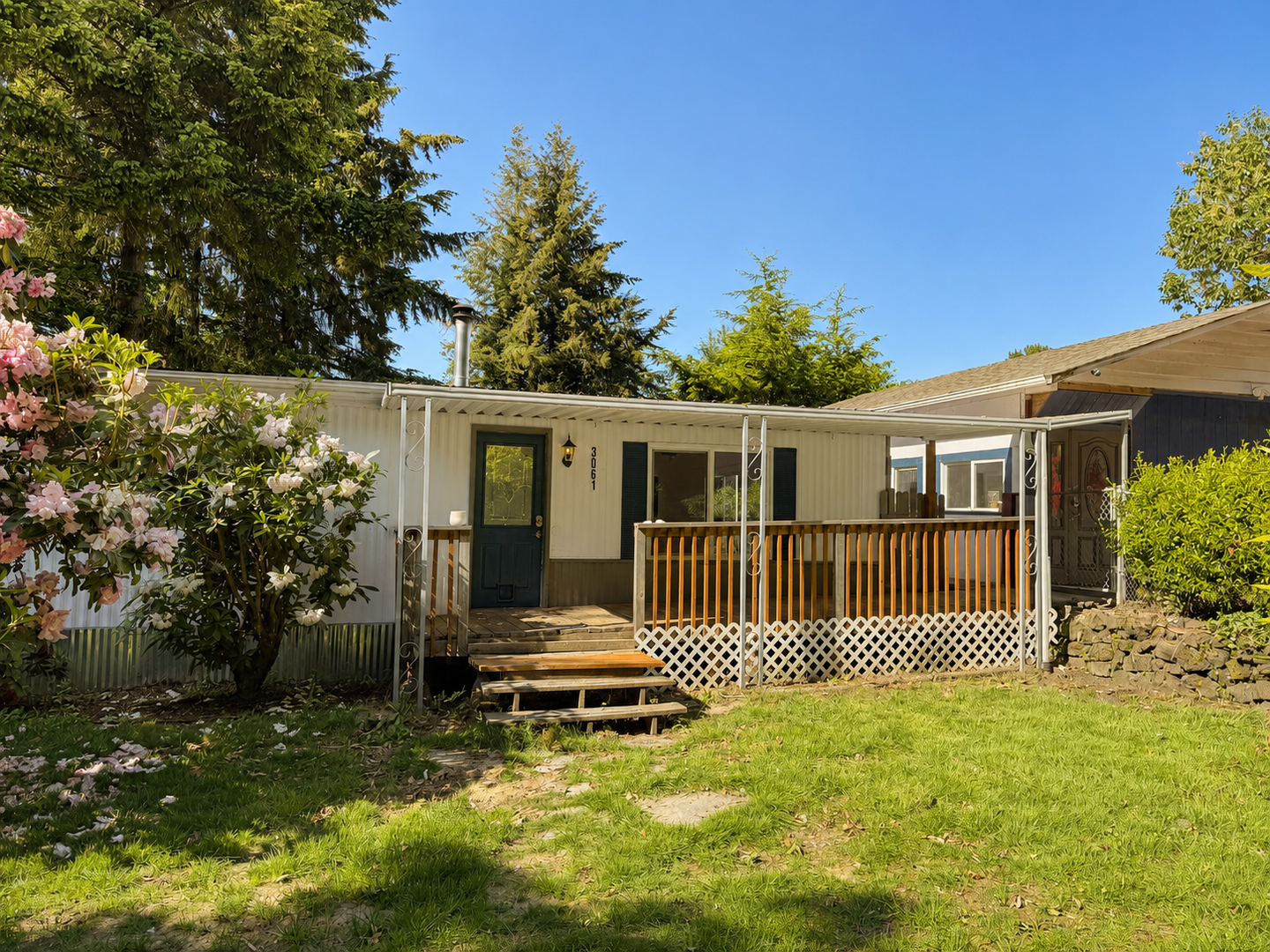 Port Orchard House: 3061 SE Maple St