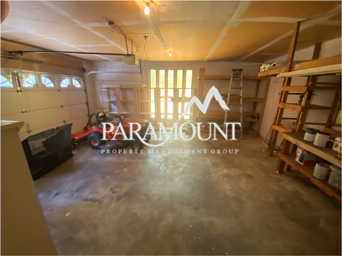 Port Orchard House: 3020 SE Royalwood Pl