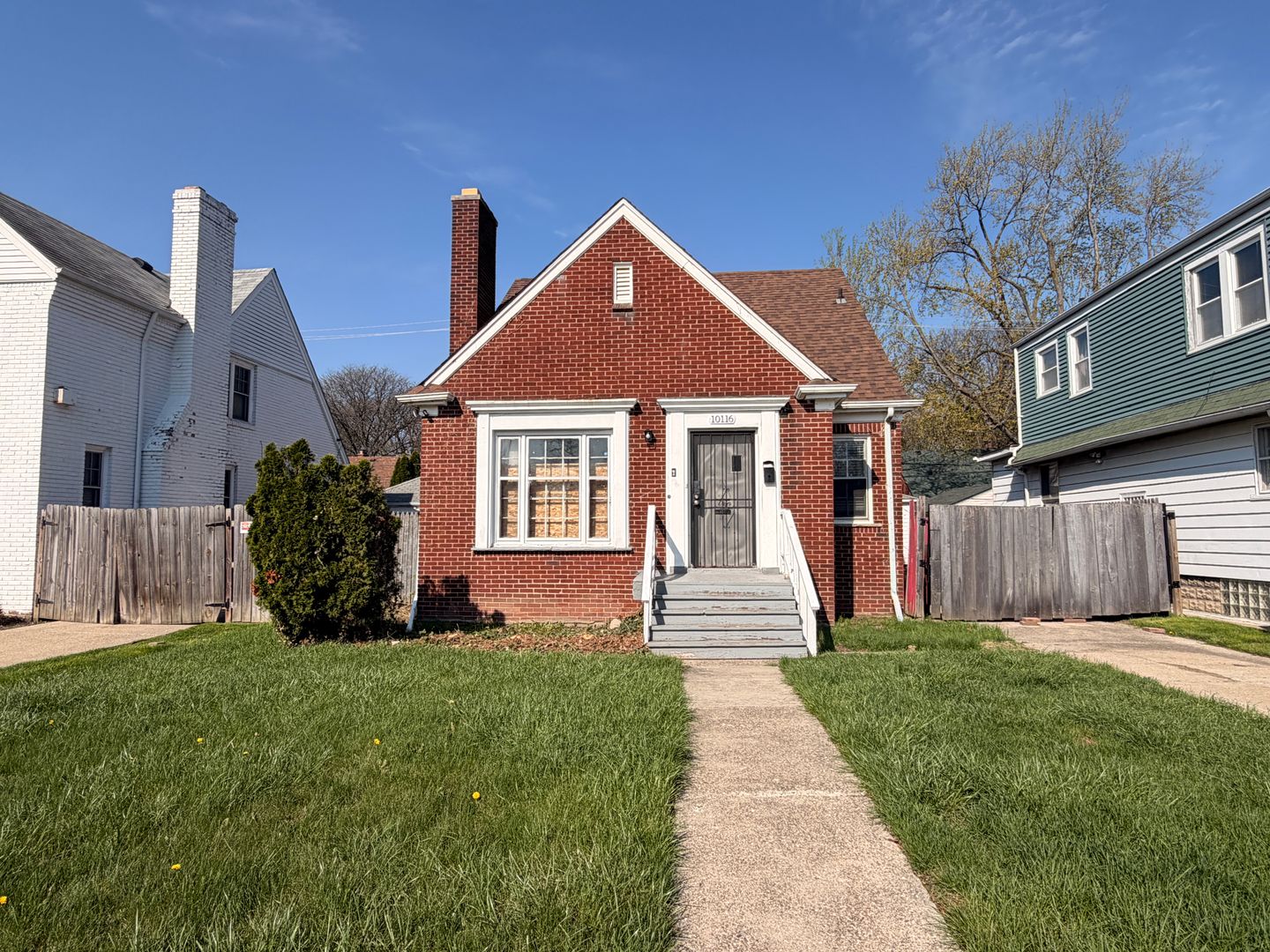 Detroit House: 10116 West Outer Drive