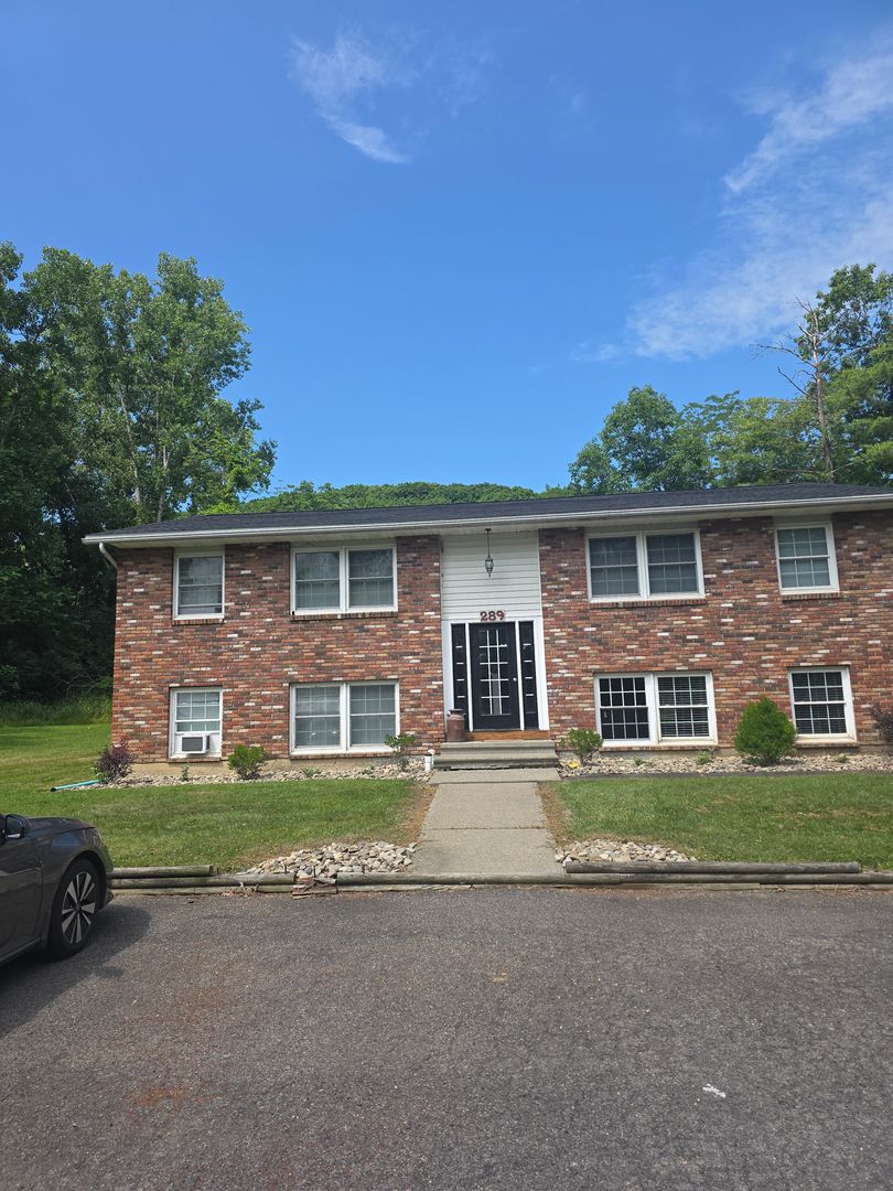 Elmira Heights Apartment: 289 Mulberry Ave