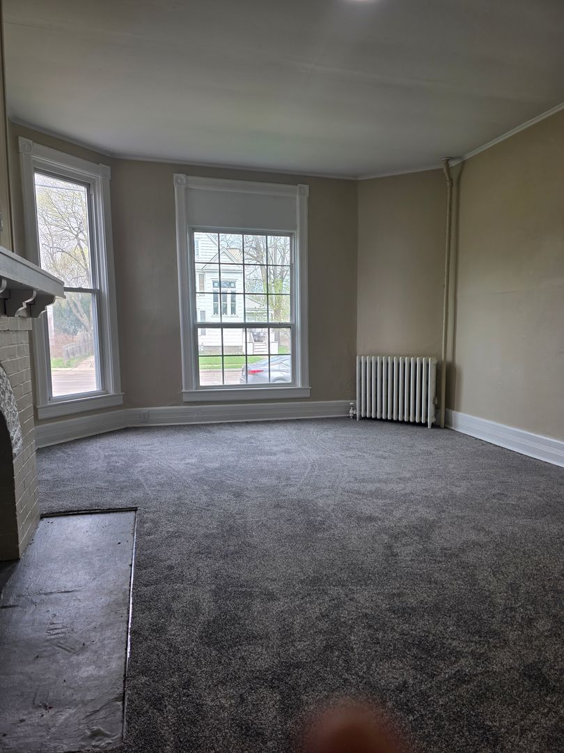 Elmira Apartment: 711 W Water ST