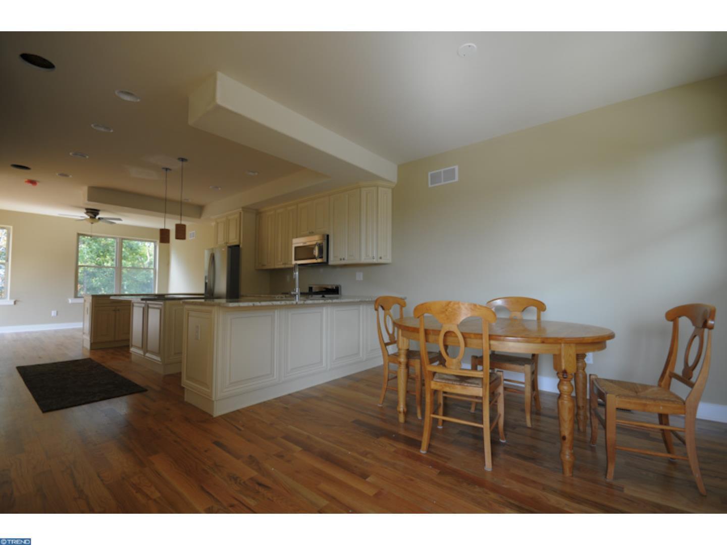 242 Krams Ave 2 of 12
