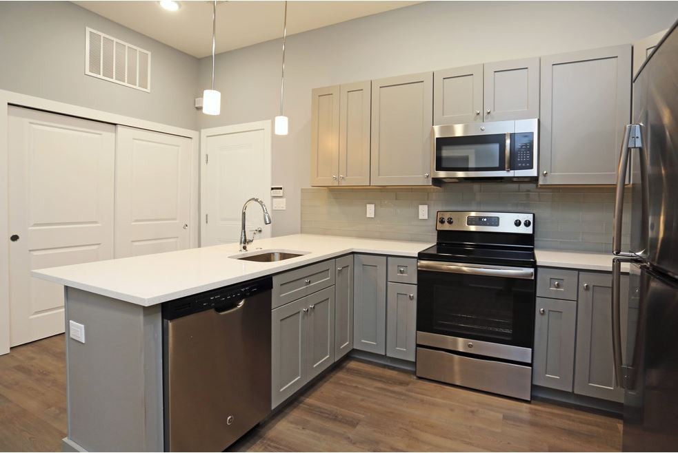 Philadelphia Apartment: 3925 Haverford Avenue