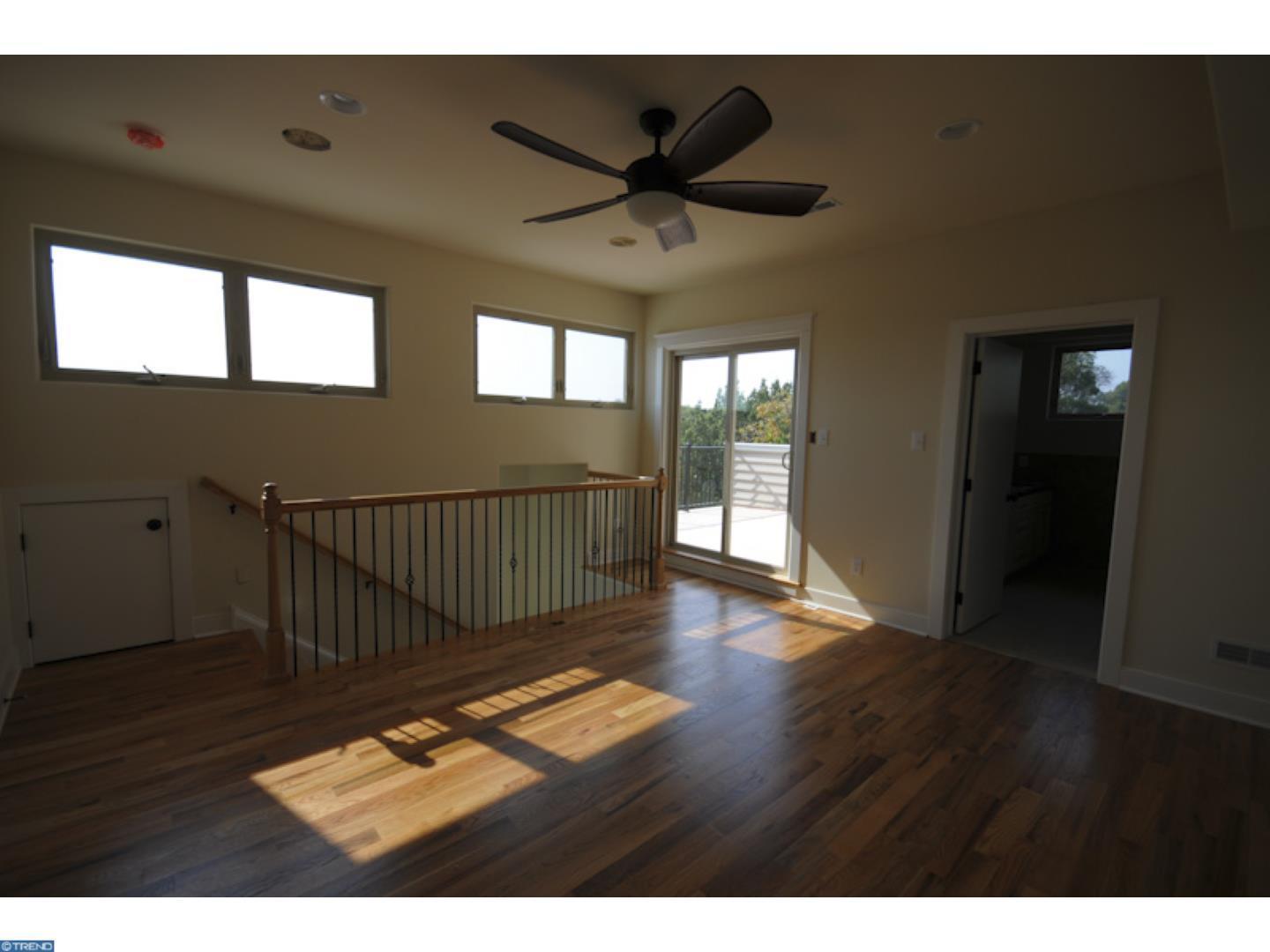 242 Krams Ave 5 of 12