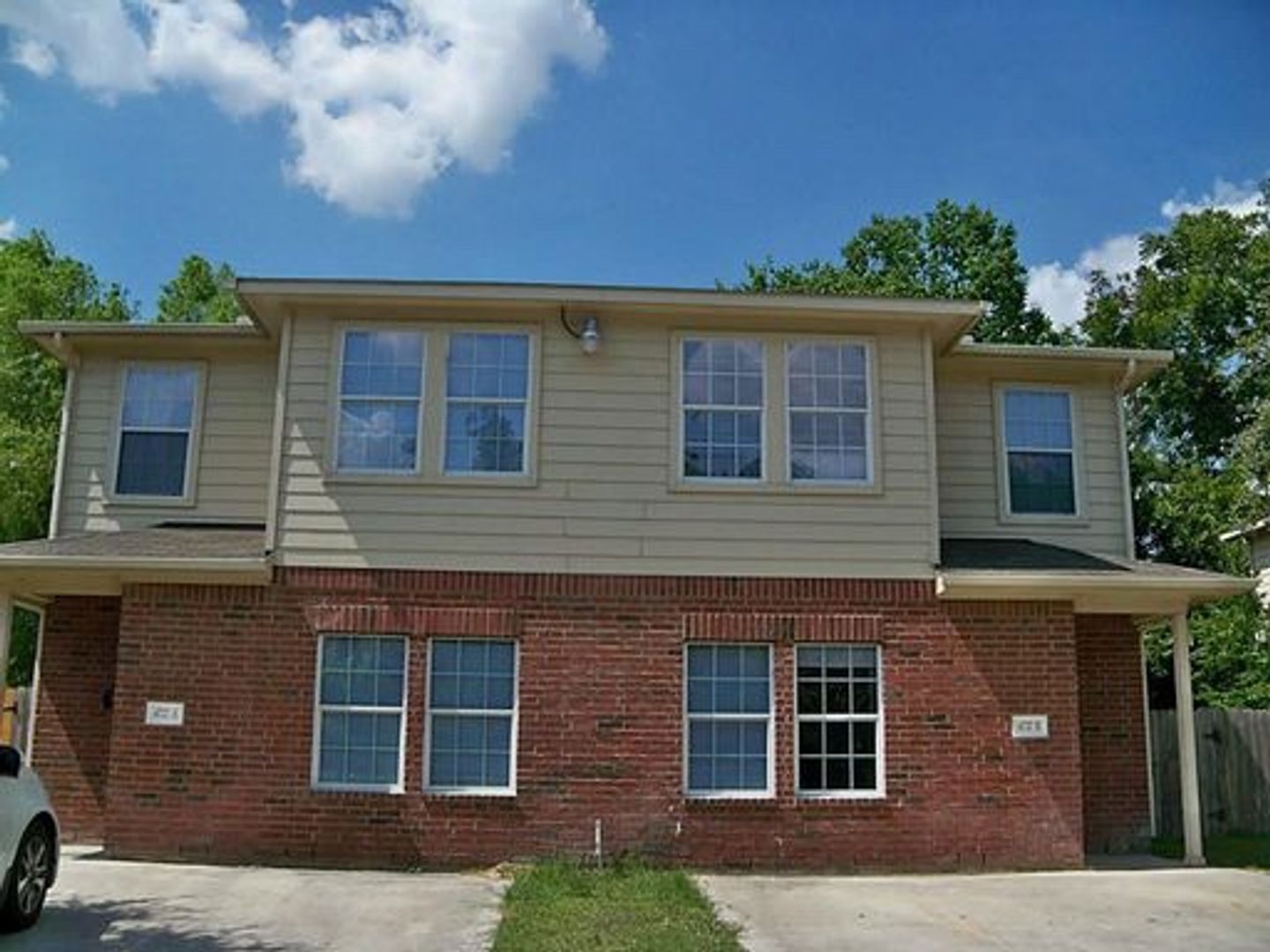 Houston Apartment: 4735 Clover St