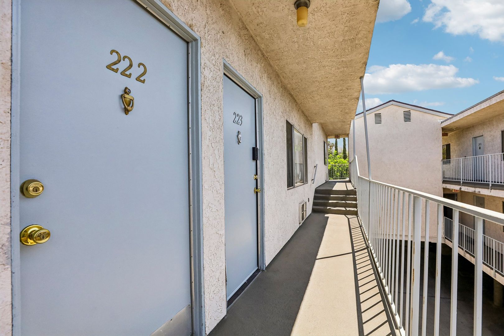 Tujunga Apartment: 7762 Foothill Blvd