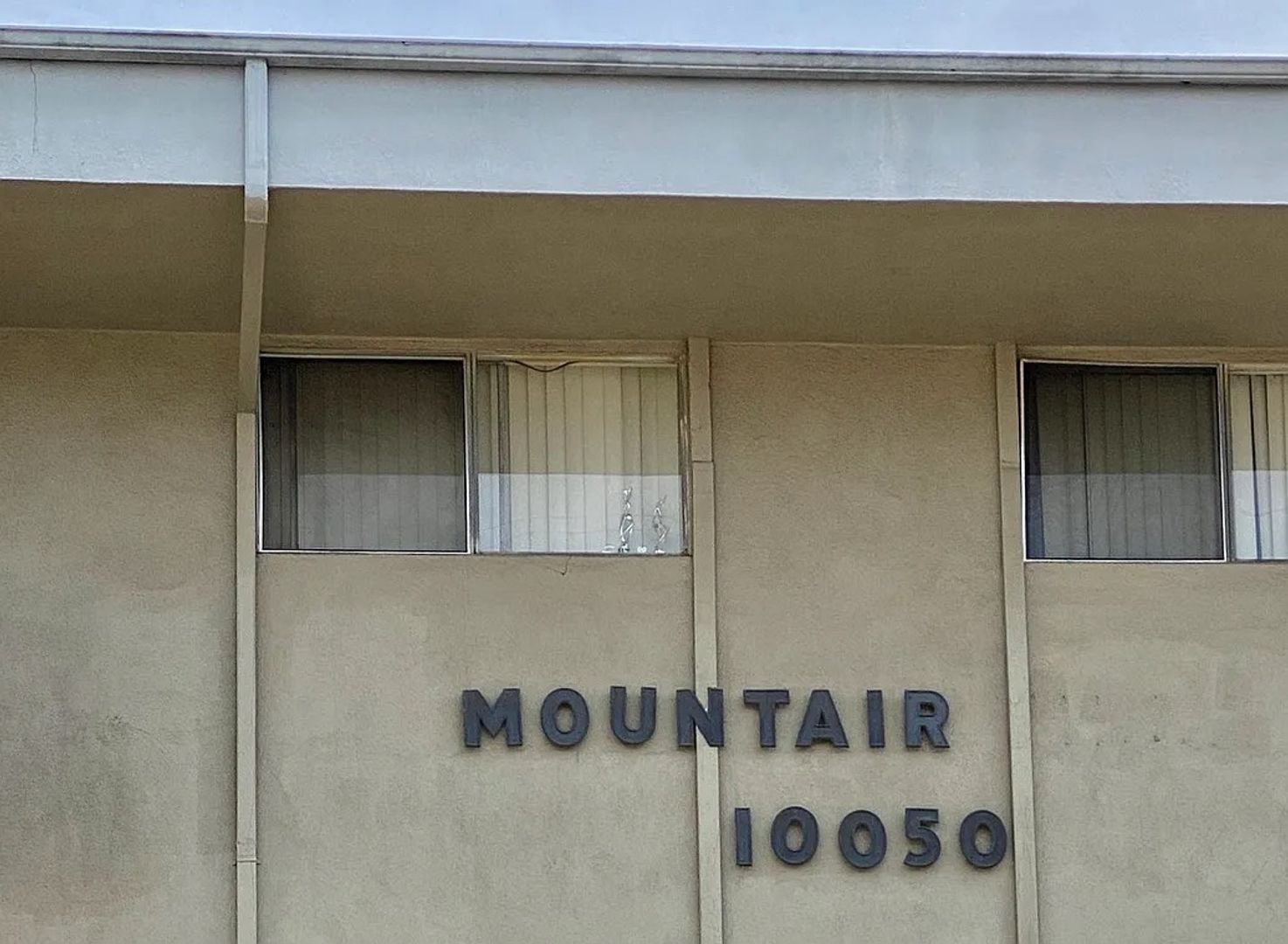 Tujunga Apartment: 10050 Mountair Ave