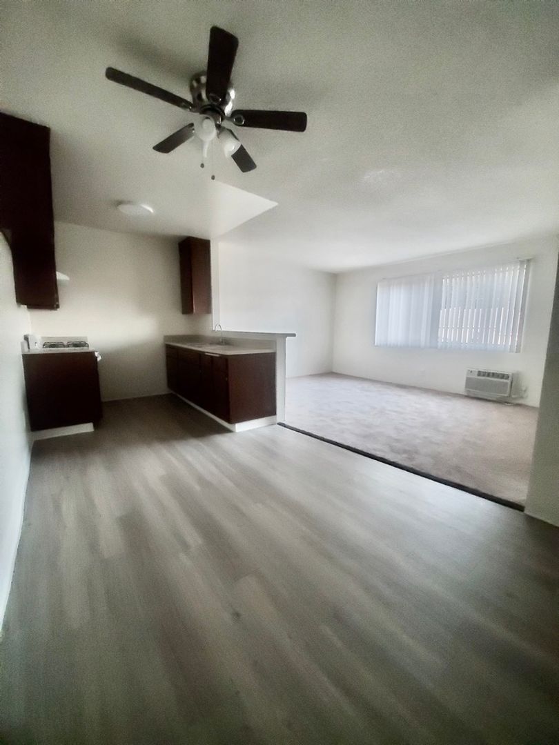 Los Angeles Apartment: 4341 Eagle Rock Blvd