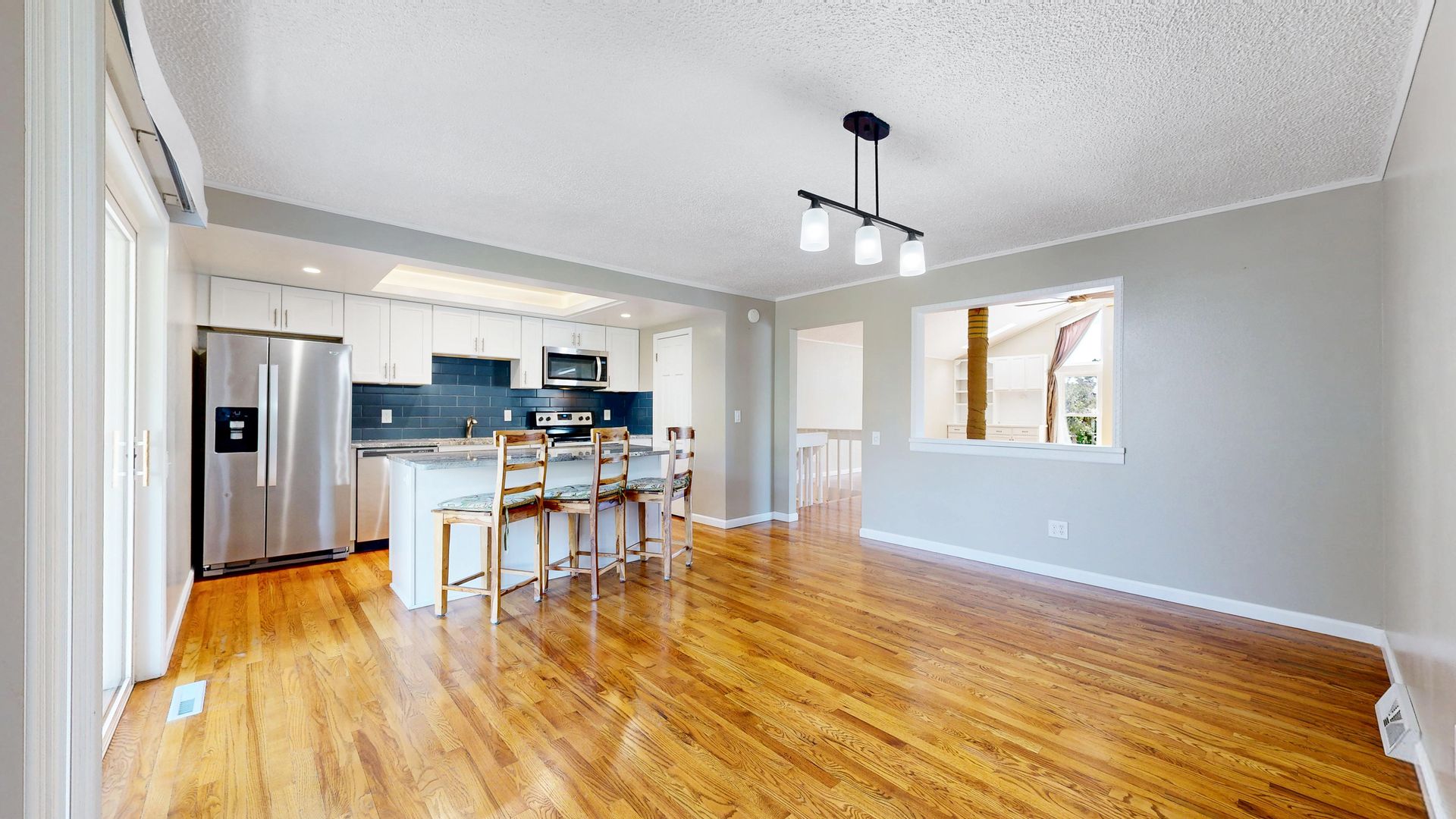 2946 S Moline Pl 8 of 12