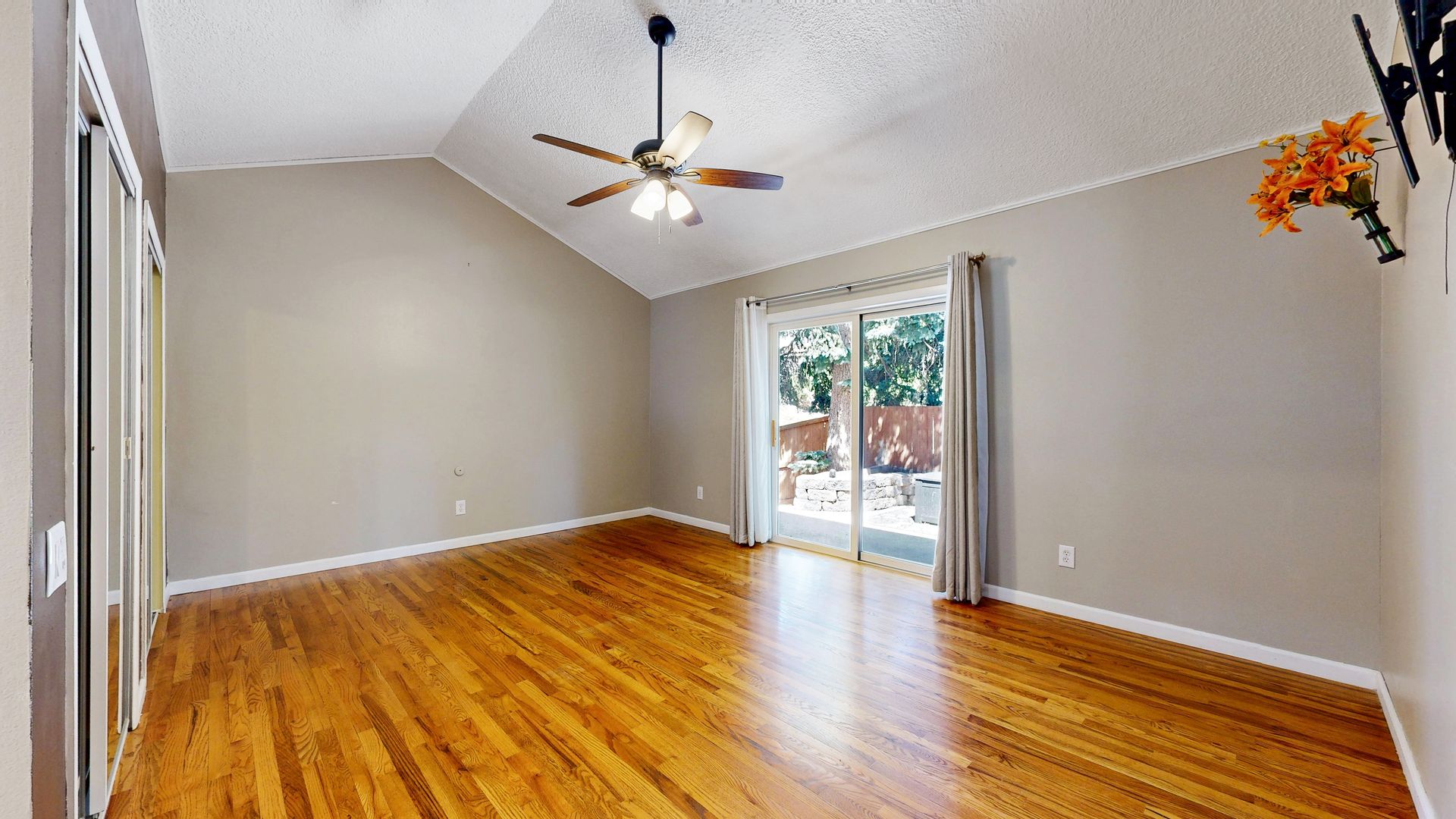 2946 S Moline Pl 11 of 12