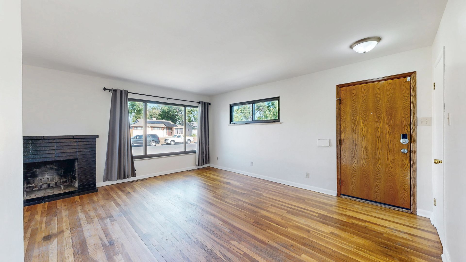 Aurora House: 2220 Ironton St