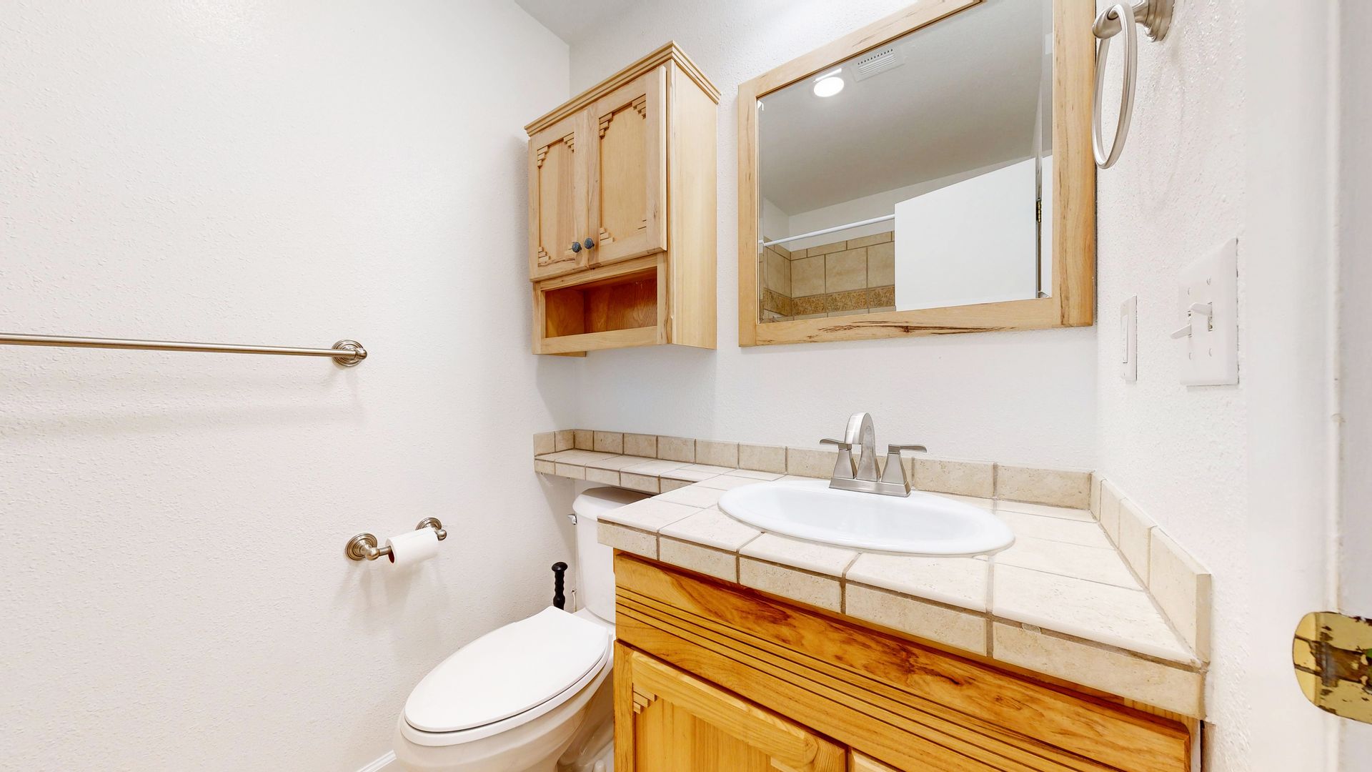 2946 S Moline Pl 25 of 41