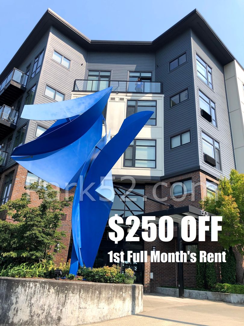 Tacoma House: 1501 Tacoma Ave S #210