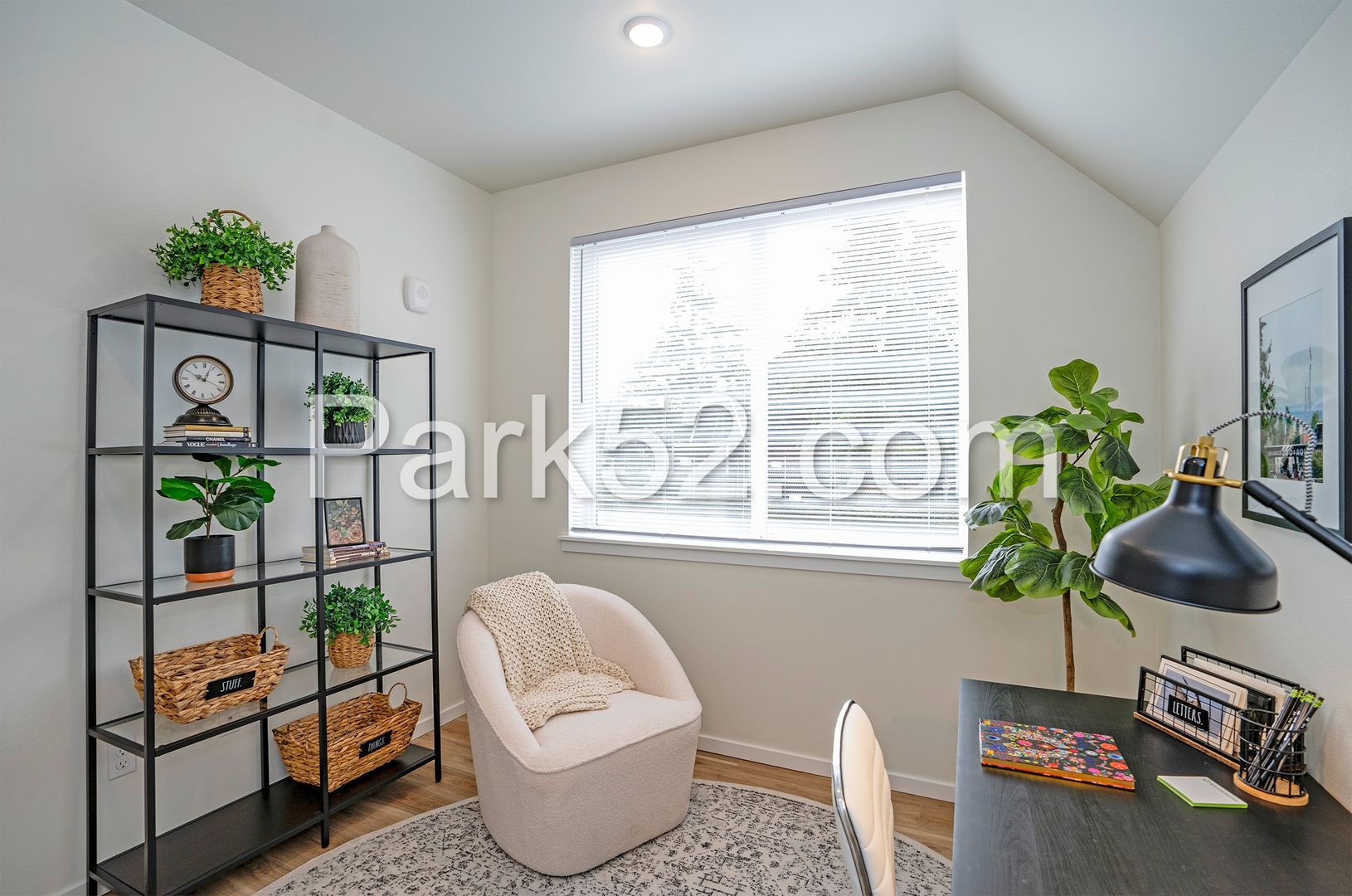 Hallie Court 20 of 25