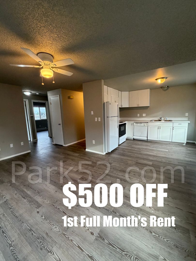 Tacoma Apartment: 3301 S Asotin #B