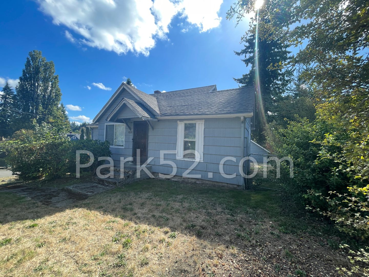 Tacoma House: 2102 72nd St E