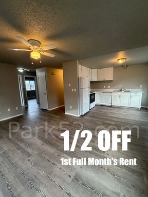 1/2 Off the 1st Full Month's Rent! Tacoma Area Fourplex - 2 Bedroom 1 Bathroom Apartment – photo 1