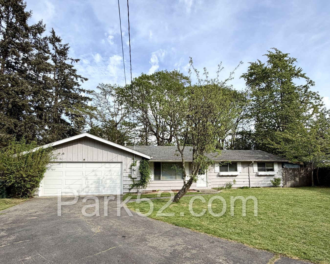 Lakewood House: 9823 Willowood Place SW