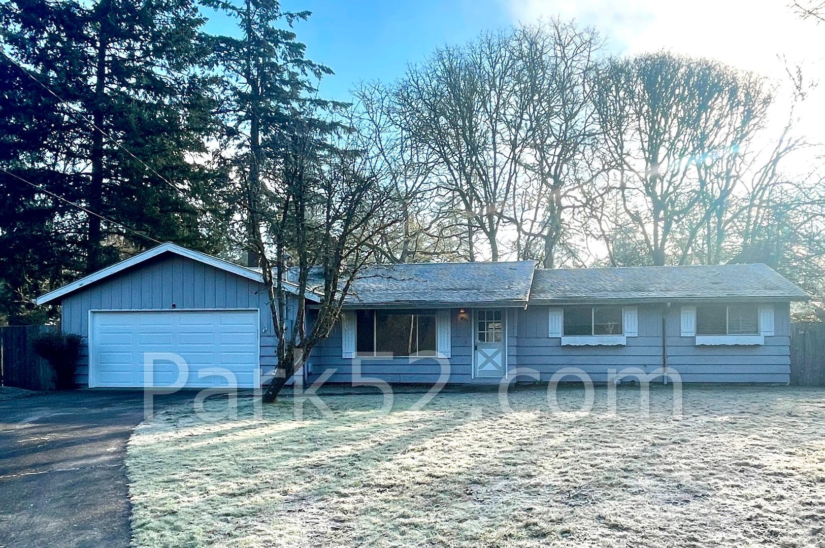 Lakewood House: 9823 Willowood Place SW