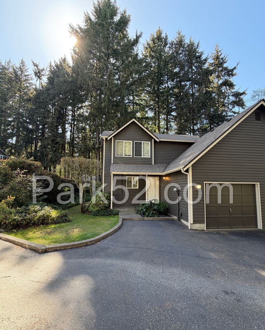 Gig Harbor Townhome: 14302 44th Ave Ct NW