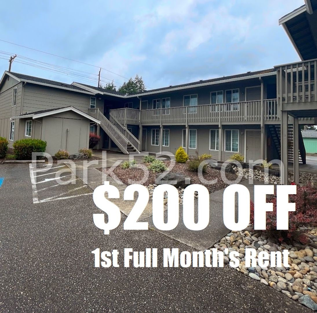 Tacoma Apartment: 6601 S Tyler #2