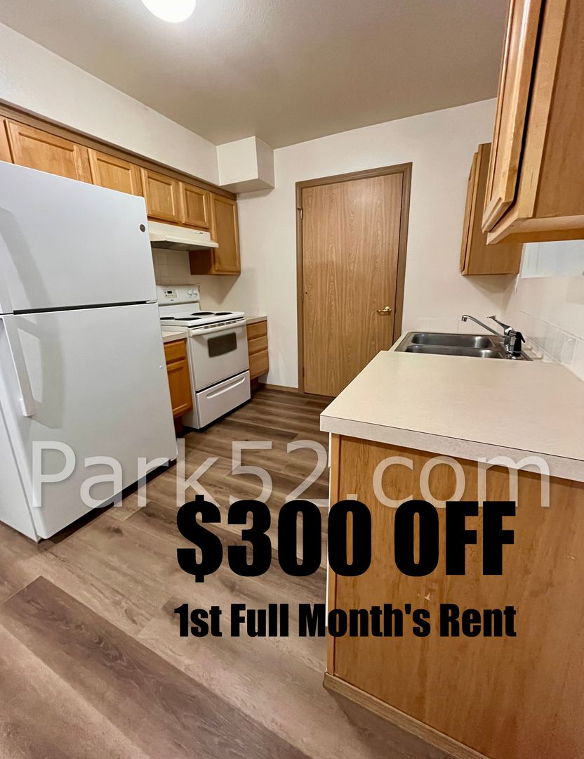 Bonney Lake Apartment: 8403 Locust Ave E #D2