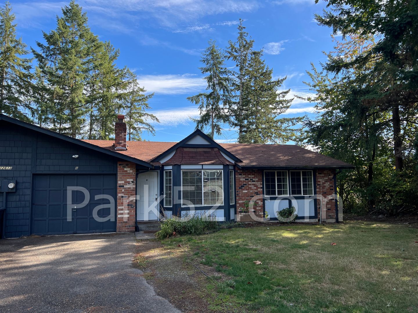 Puyallup Apartment: 12613 80th Ave Ct. E #B