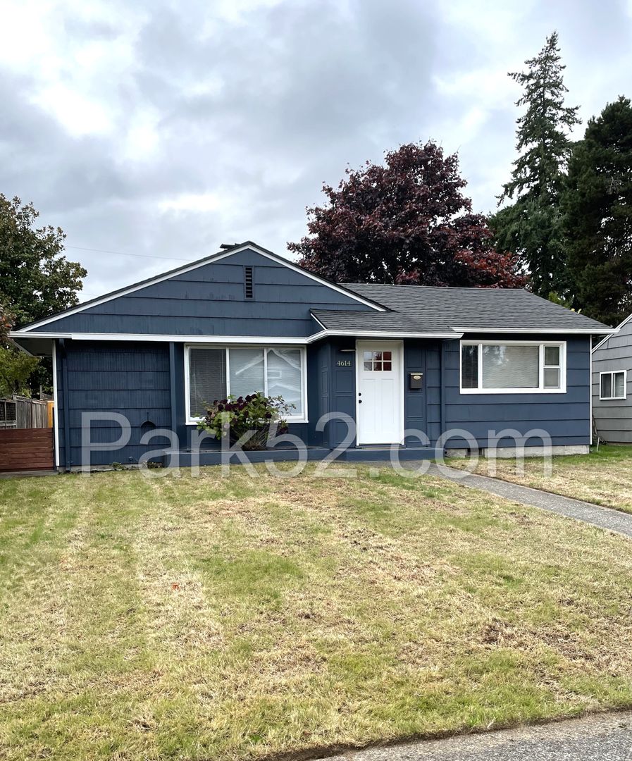 Tacoma House: 4614 N 29th St