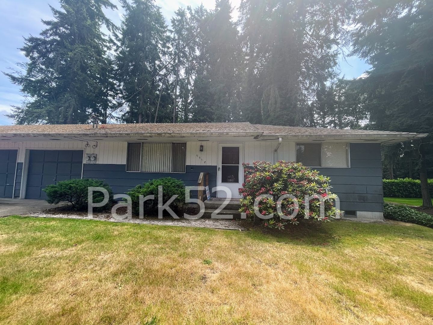 Puyallup Apartment: 9118 114th St E