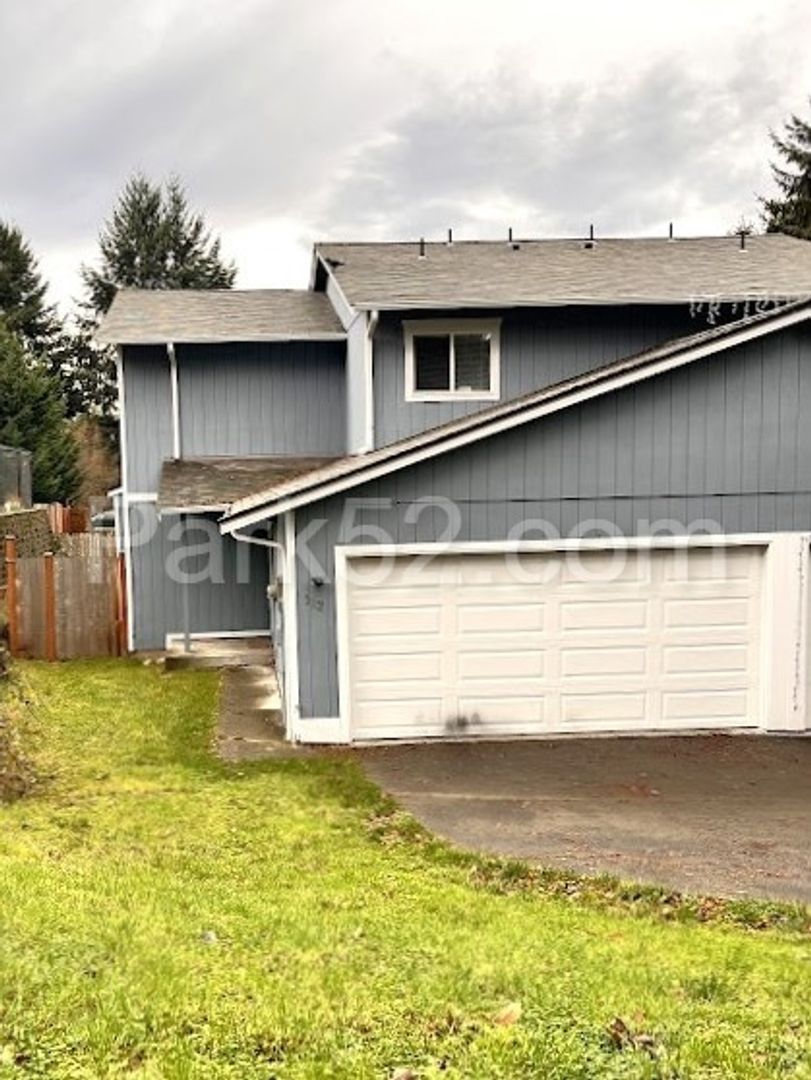 Tacoma Multiplex: 112 126th St E