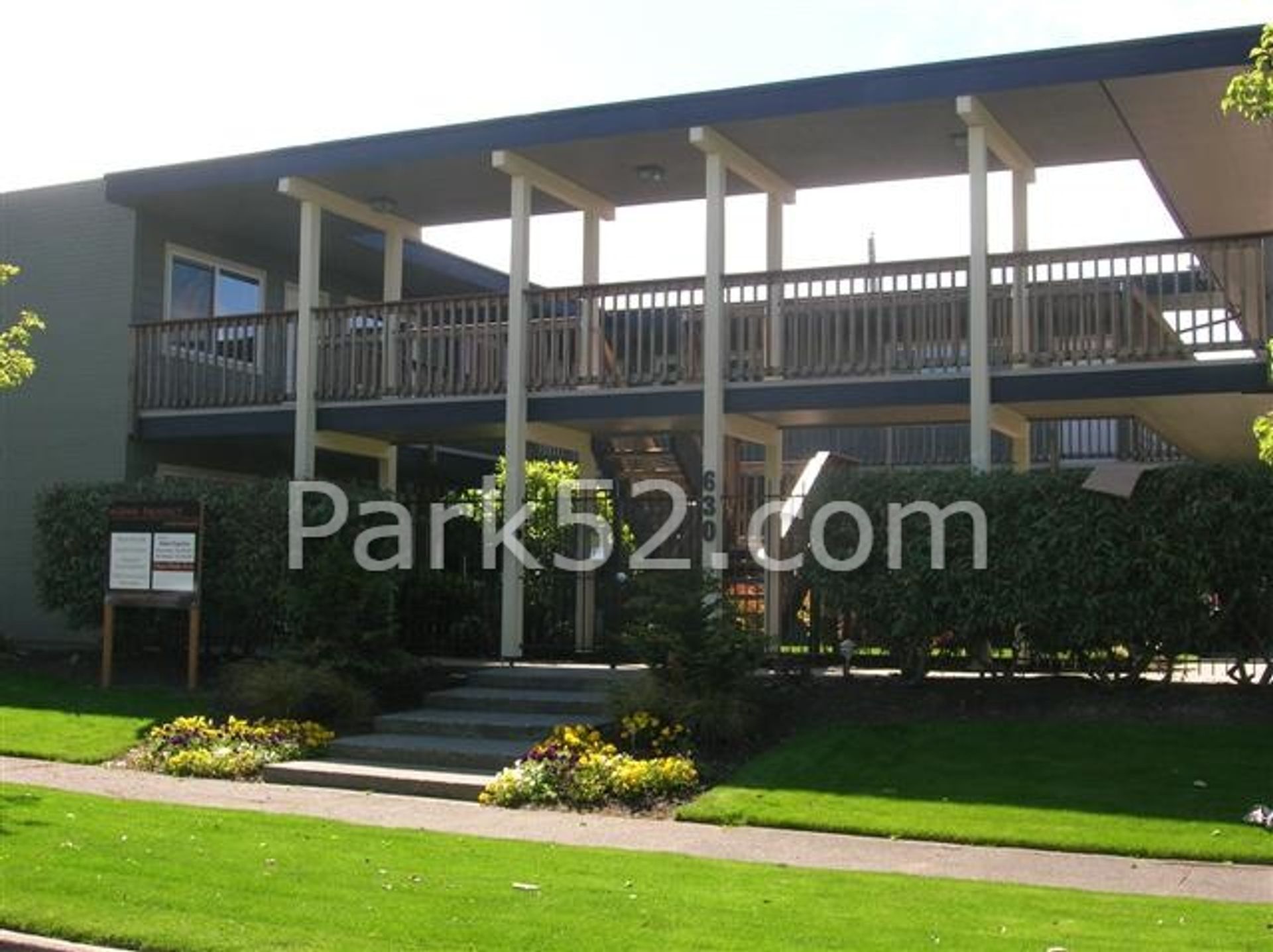 Tacoma Apartment: 630 N Prospect #14