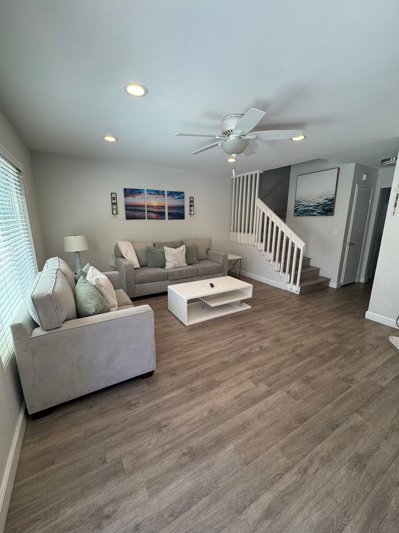 San Diego Apartment: 1518-24 Thomas Ave