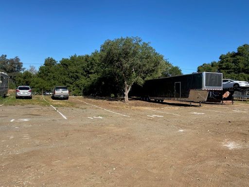 3328 Alpine Blvd - Space 011