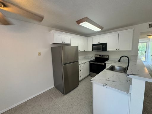 2 Bedroom / 1 Bathroom Condo in Alpine