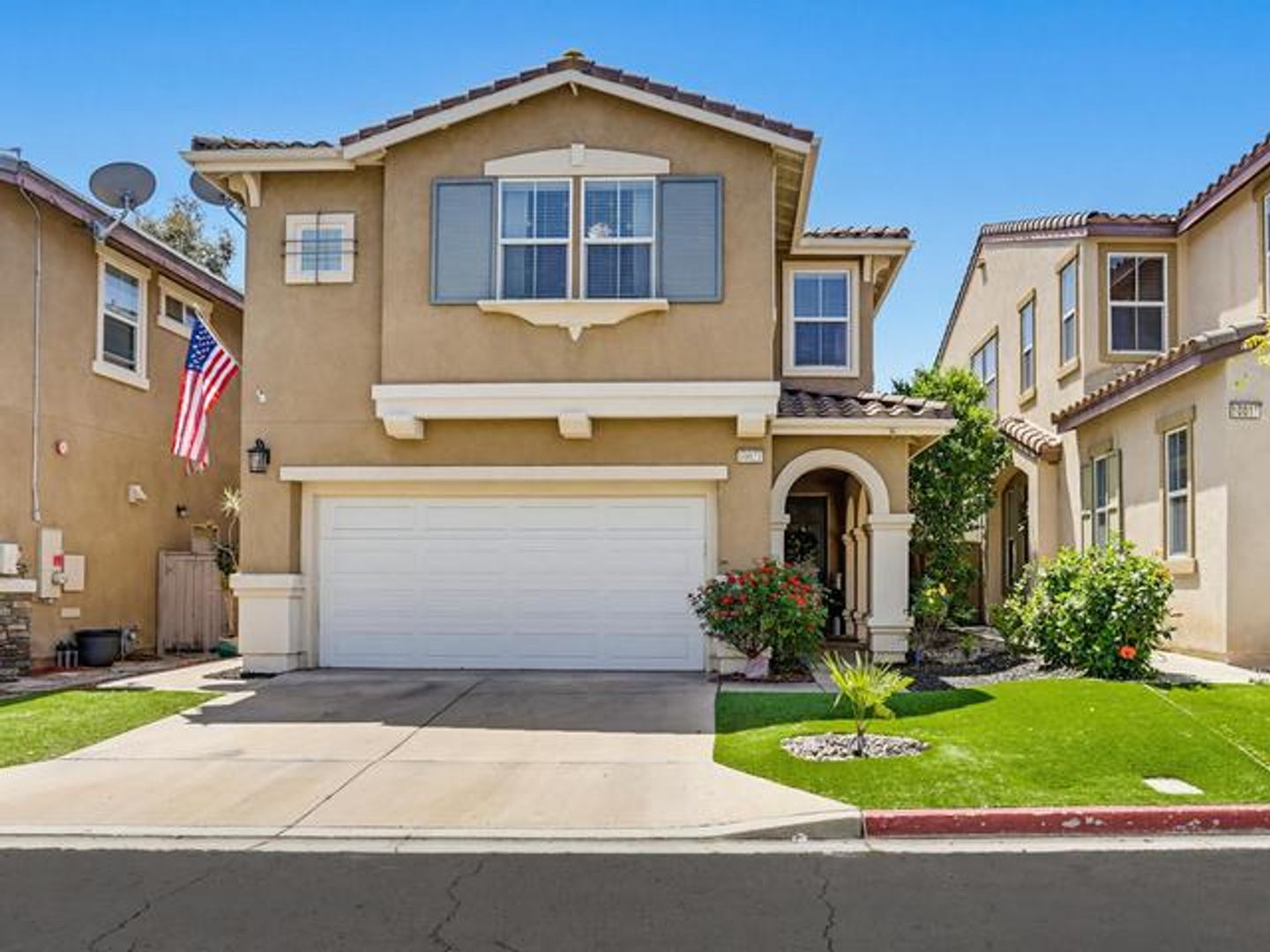 Santee House: 10021 Merry Brook Trl
