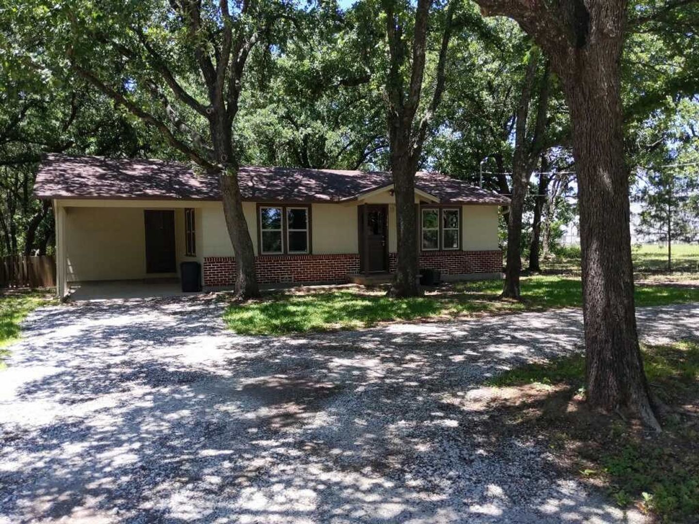 Weatherford Apartment: 1541 Ranger Hwy.